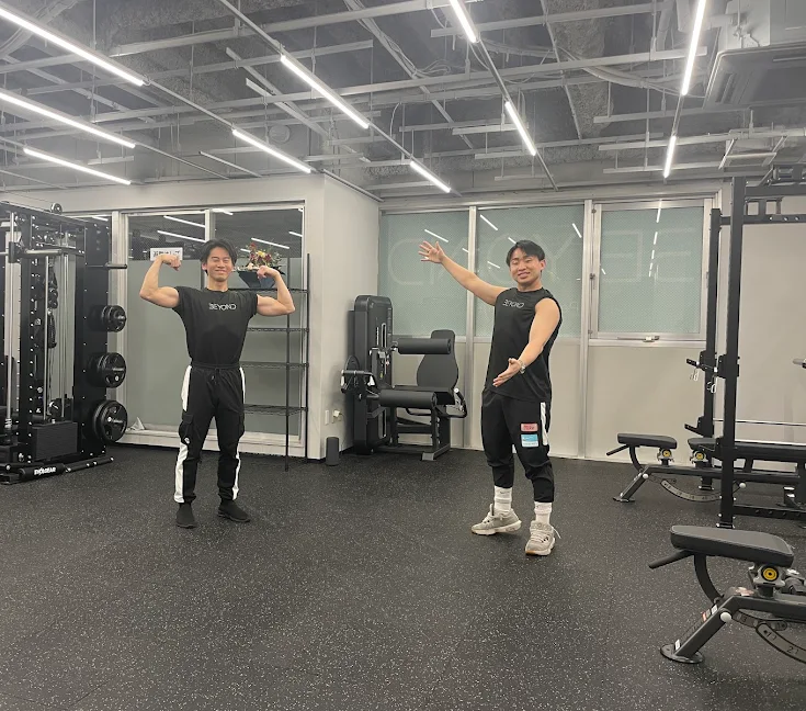 ダイエット中でも食べれるスタバのサンドウィッチブログ店舗イメージ